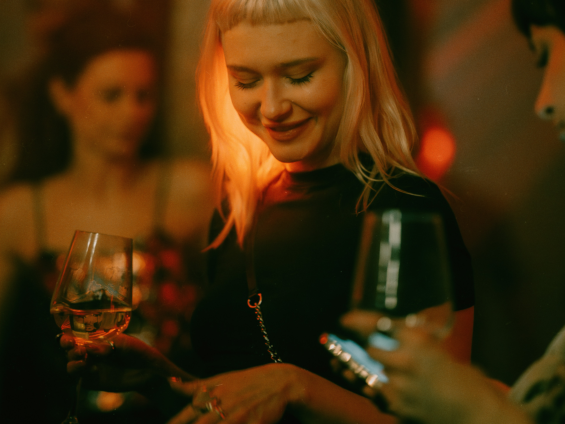 Grupa uczestników na warsztacie tanecznym – animacje ruchowe na eventach Messalka Events